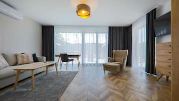 Apartment | Desk, laptop workspace, blackout drapes, iron/ironing board