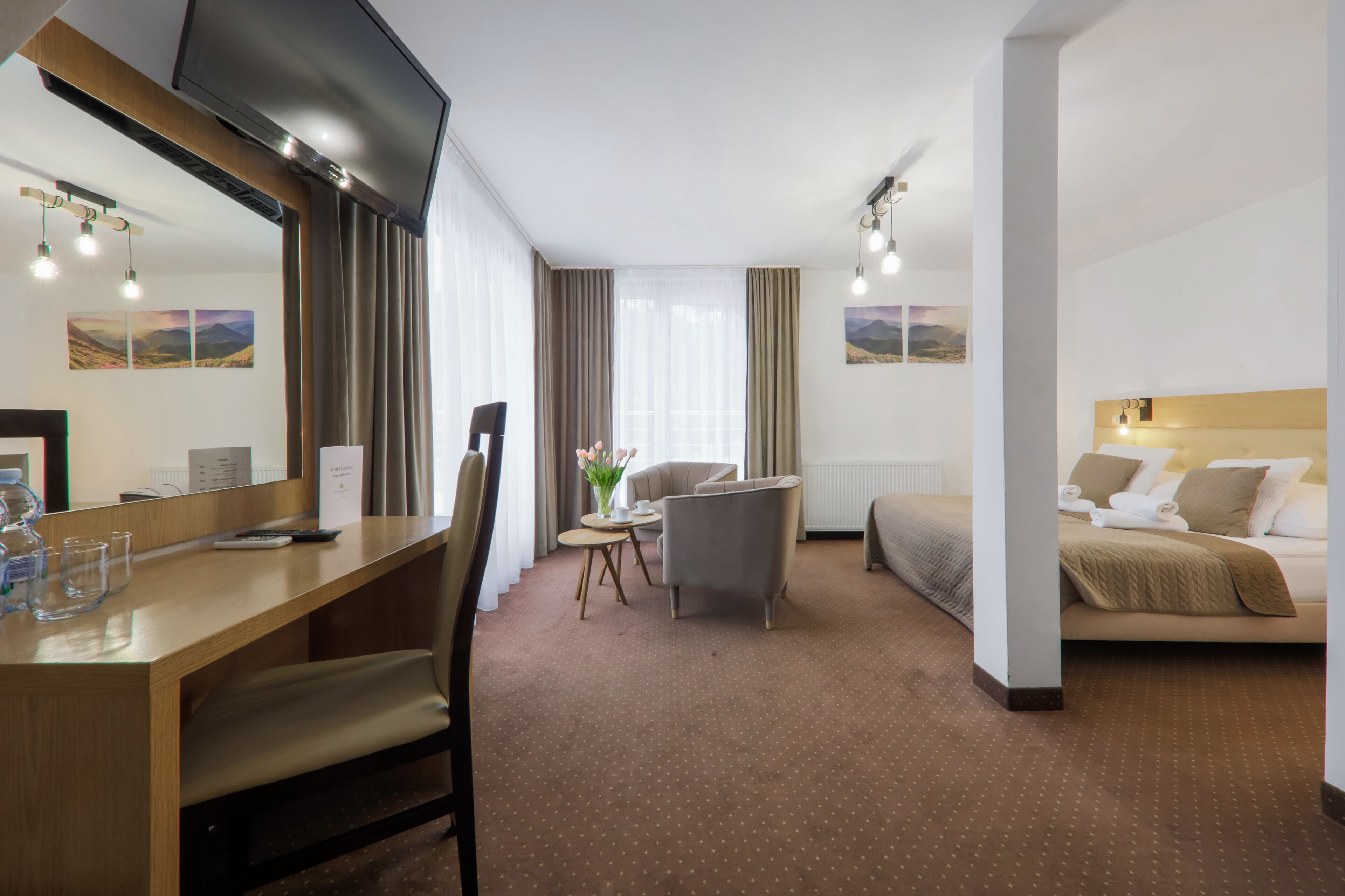 Exclusive Double or Twin Room | Desk, laptop workspace, blackout drapes, iron/ironing board