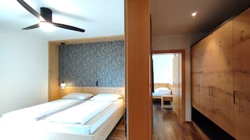 2 slaapkamers, een kluis op de kamer, reisbedje, gratis wifi