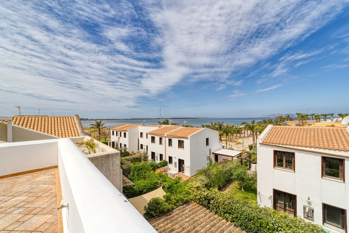 Ferienhaus, eingeschränkter Meerblick | Blick auf das Wasser