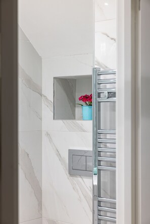 Hair dryer, towels, soap, shampoo