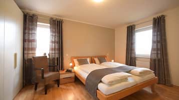 3 Schlafzimmer, Bügeleisen/Bügelbrett, Reisekinderbett, kostenloses WLAN