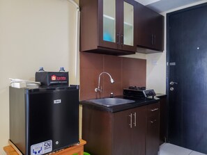 Studio | Cuisine privée | Grand réfrigérateur, plaque de cuisson