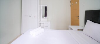 Best Location And Comfy 2Br At Bale Hinggil Apartment