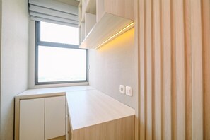 2 bedrooms, free WiFi - Homey And Modern Look 2Br Transpark Cibubur Apartment (Depok)