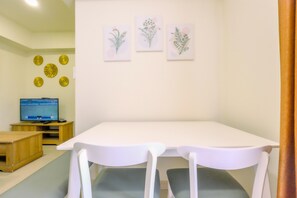 Interior - Modern And Simply 2Br At Meikarta Apartment (Cikarang)