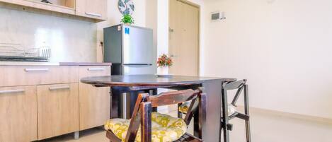 Leilighet | Spiseområde på rommet