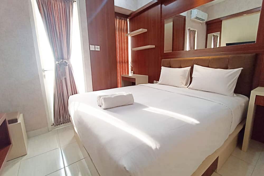 Modern Look And Homey Studio Amartha View Apartment