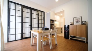 Apart Daire | Odada yemek servisi