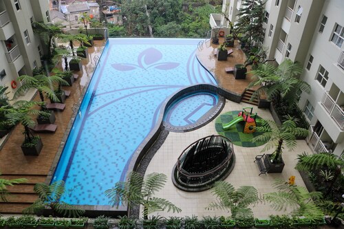 Minimalist 1Br Apartment Parahyangan Residence