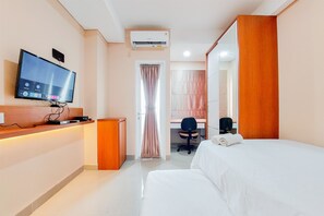Studio | Free WiFi - Nice And Simply Look Studio Apartment At B Residence (Pagedangan)