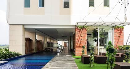 Nice And Simply Look Studio Apartment At B Residence