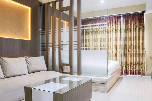 Living area - Spacious Combined 2Br Apartment Dago Suites (Bandung)