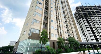 Best Deal And Comfortable 2Br Oasis Cikarang Apartment