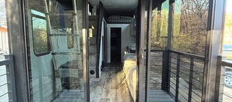 Riverfront Tiny Home 3 bed w/ Privacy and a View!