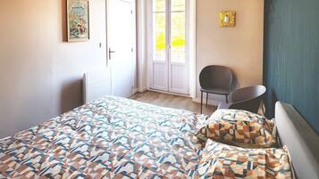 1 bedroom, iron/ironing board, free WiFi