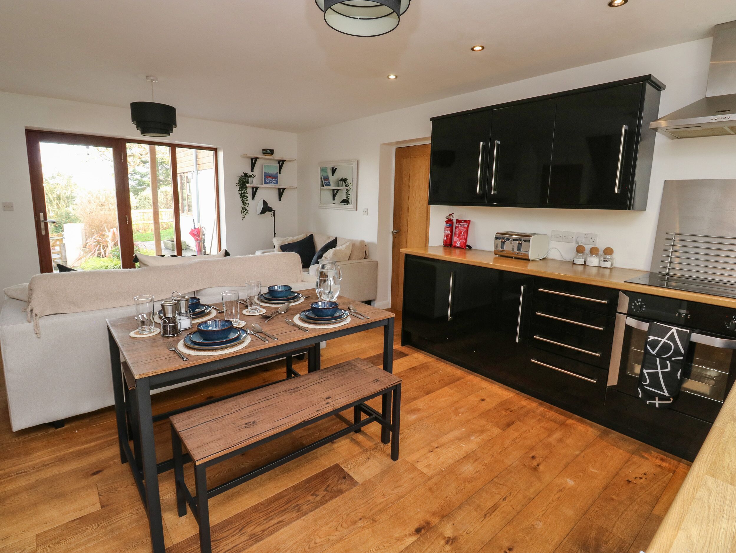 Fridge, dishwasher, electric kettle, toaster