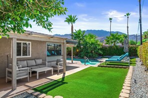 Outdoor pool, a heated pool