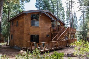 Exterior - Lake Tahoe  Ski Hot Tub Fireplace Game Room (Carnelian Bay)