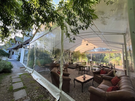 Televisión de pantalla plana