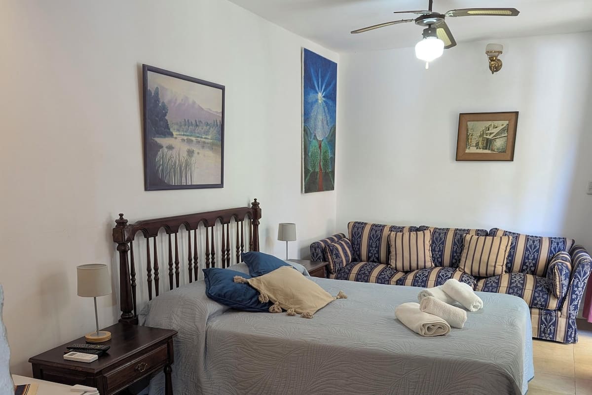 Dubbelrum - 1 queensize-sÀng | Gratis wi-fi och sÀngklÀder