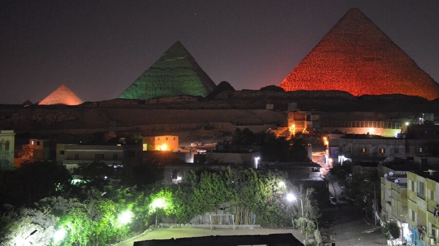 サルタンピラミッドビュー