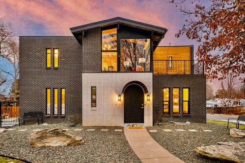 Castle Mountain Estate W/Salt Water Pool Near DT