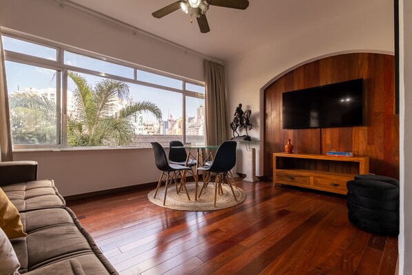 City Apartment | Living area - Vossa Bossa Paim (São Paulo)