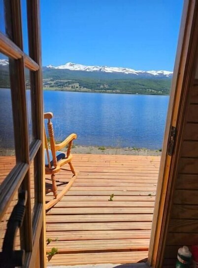 Beachfront Cabin & Bathtub