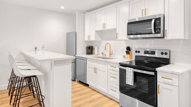 Private kitchen - Palm Desert Suites (Palm Desert)