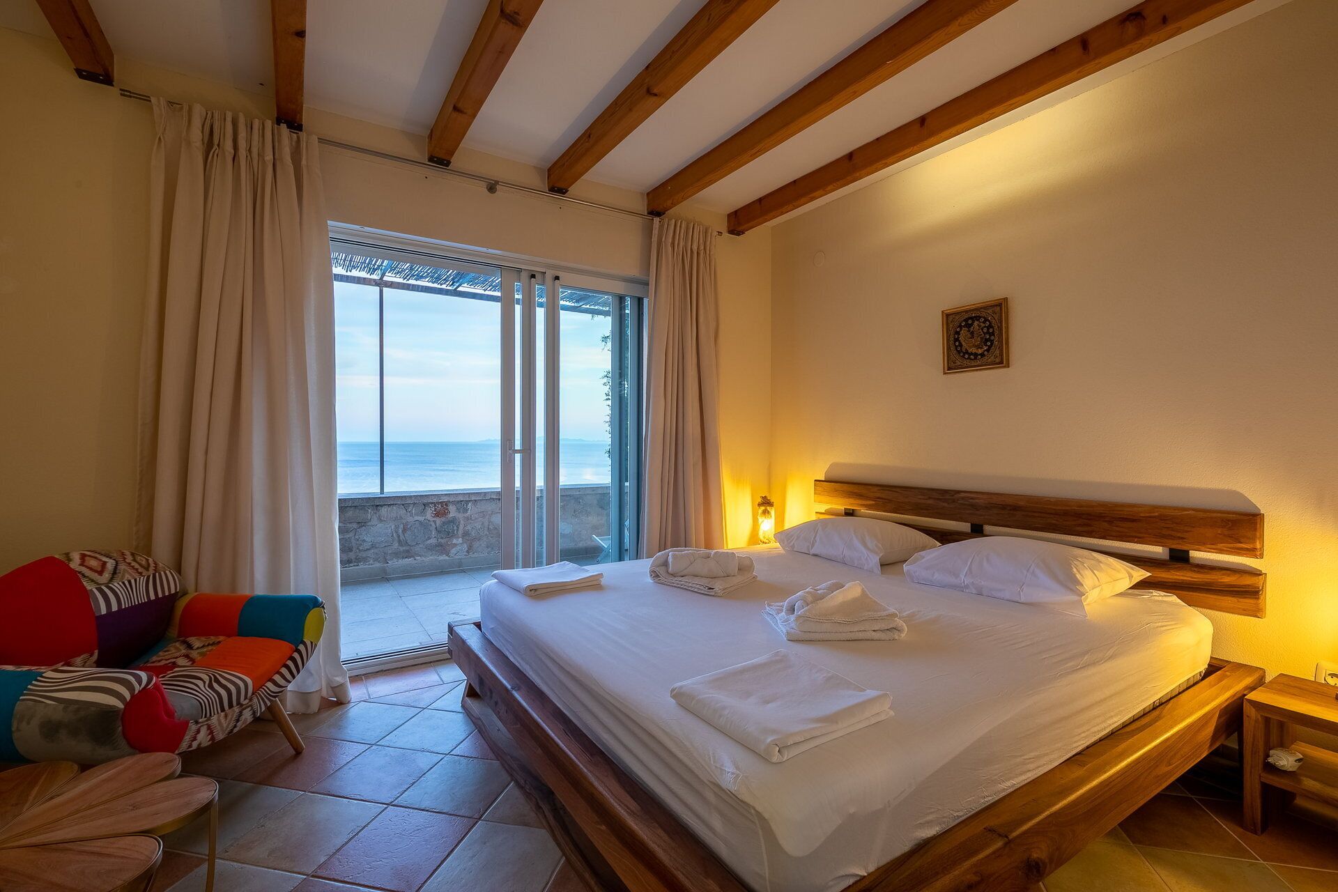 7 habitaciones, tabla de planchar con plancha y wifi gratis 