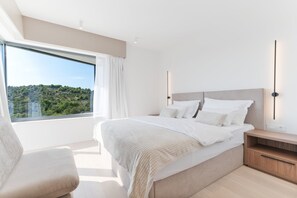 4 dormitorios, tabla de planchar con plancha, wifi gratis y ropa de cama