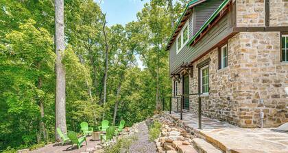 Cozy Steelville Retreat: River + Trail Access!