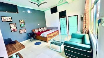 1 bedroom, desk, iron/ironing board, free WiFi