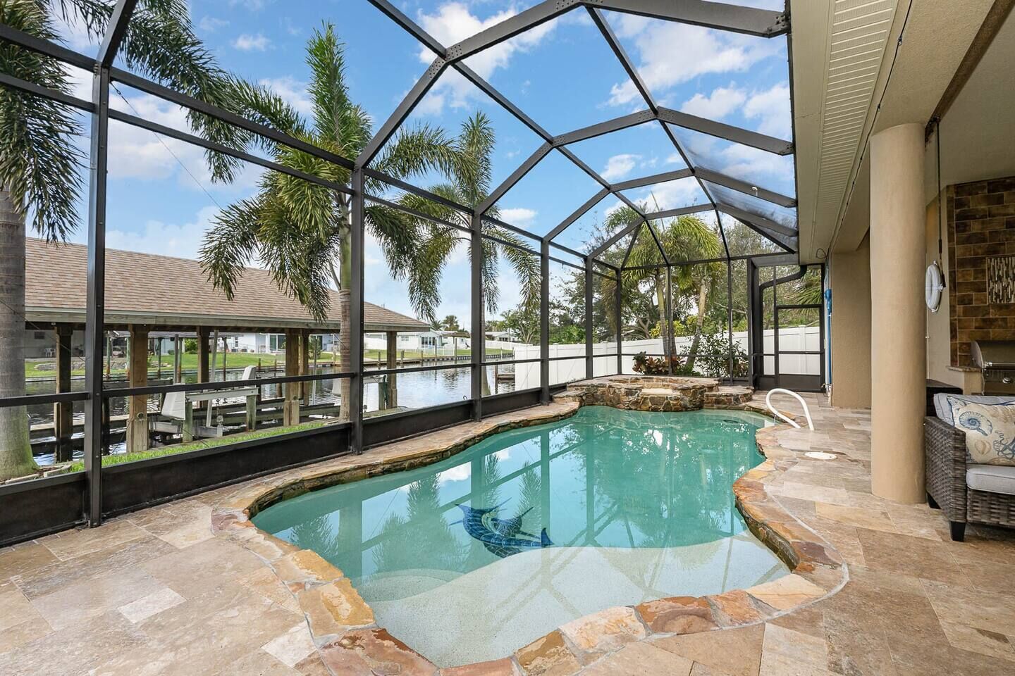 Beautiful waterfront 5 BR home with pool, kayaks
