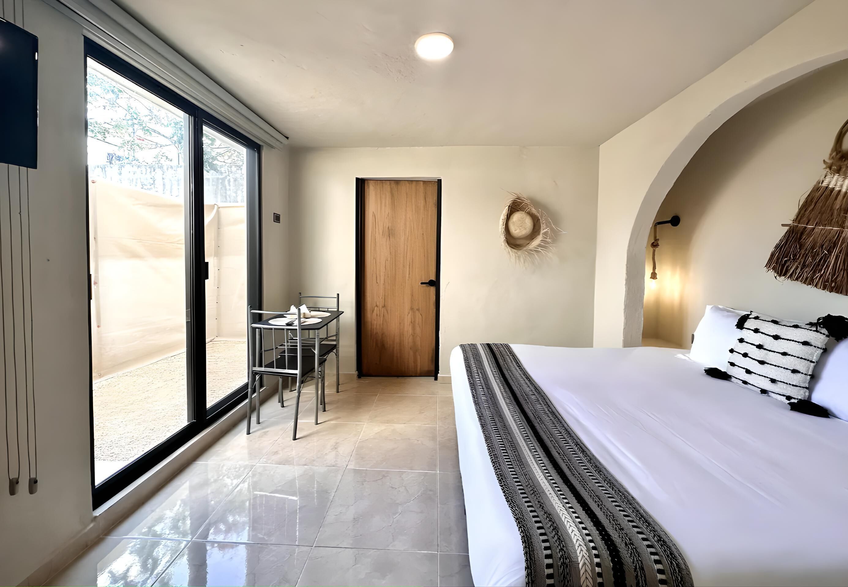 Family Studio | Free WiFi