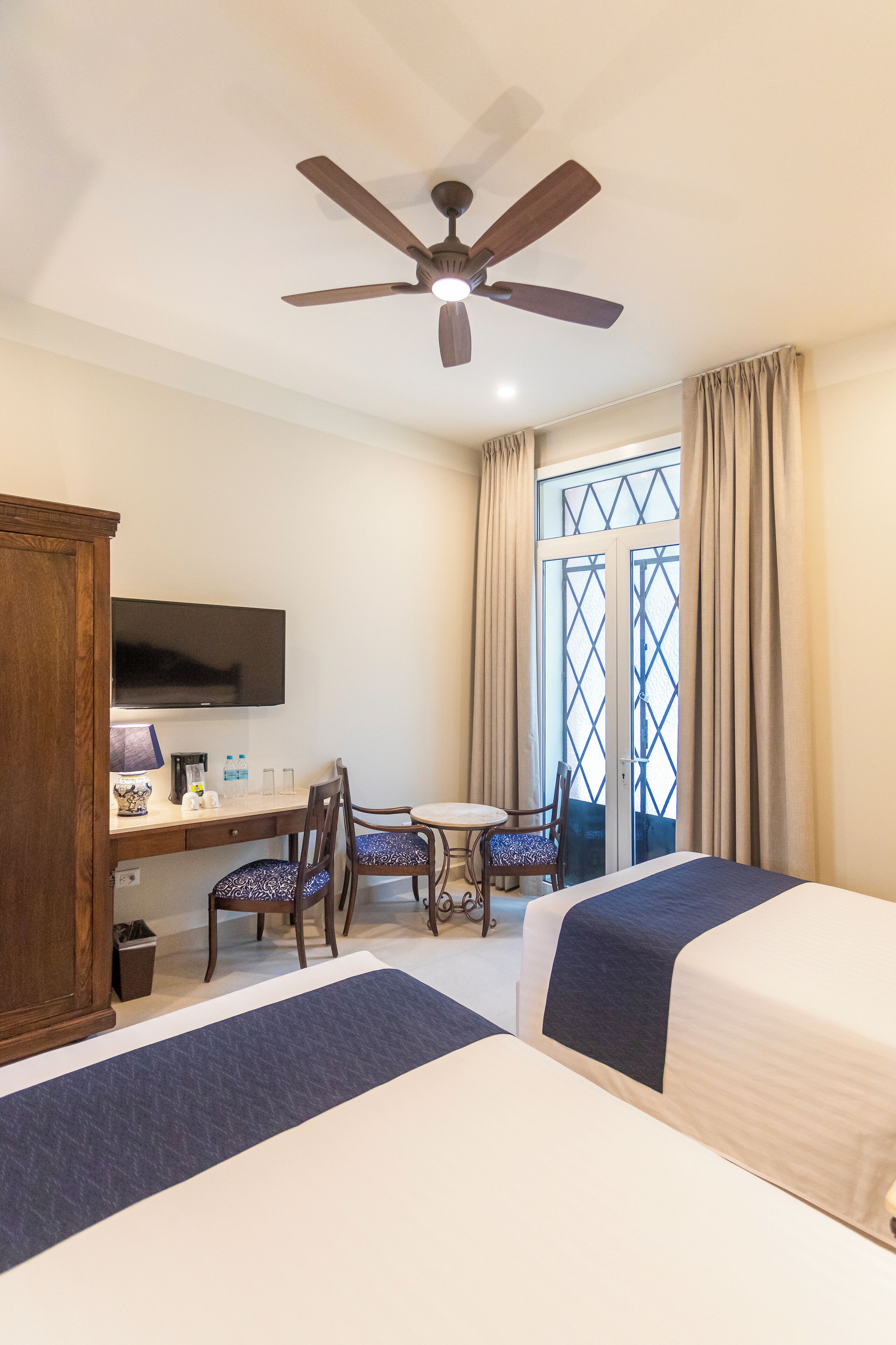 Habitación doble superior | Wifi gratis y ropa de cama 