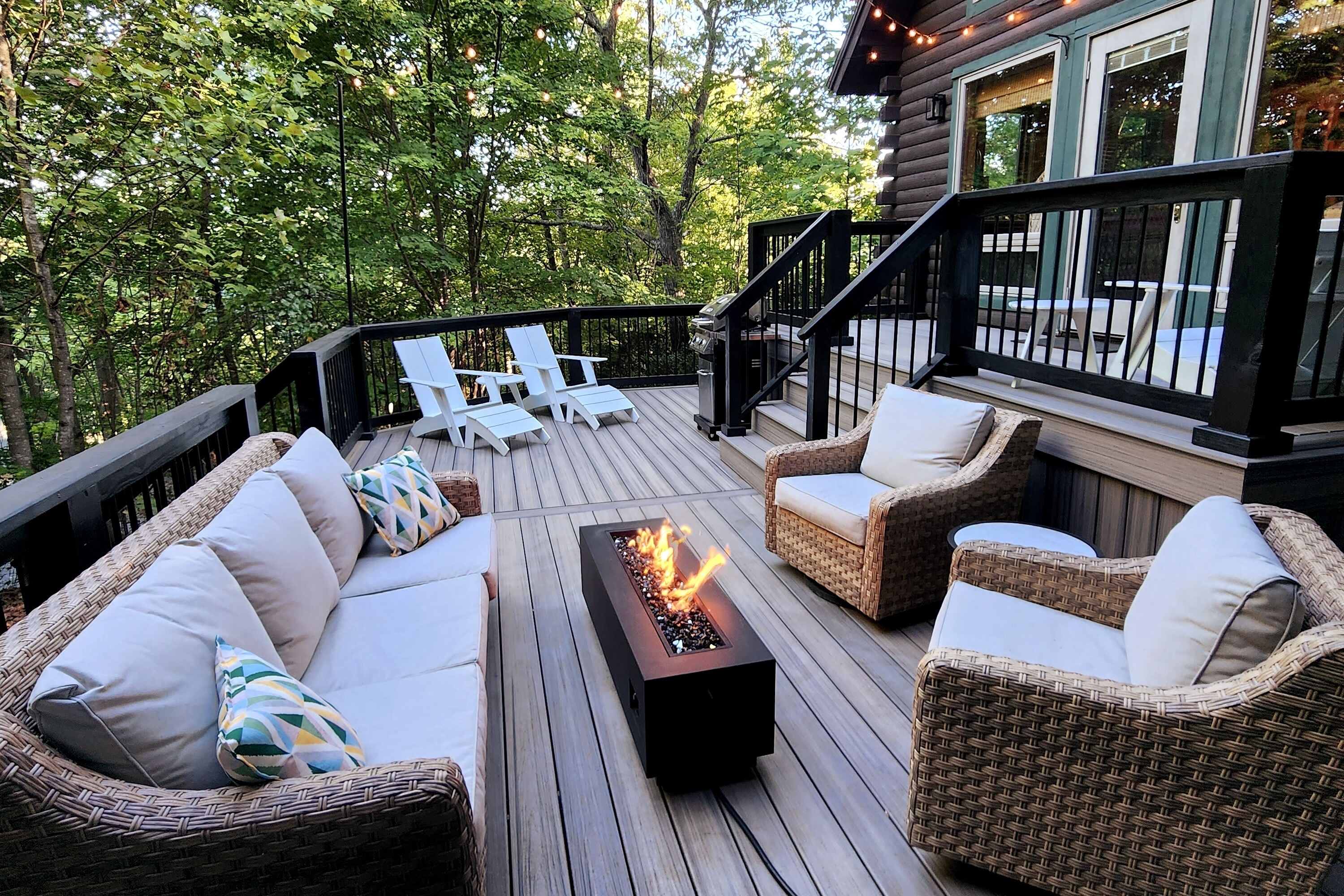 New Deck~Pet Friendly~Prime Location