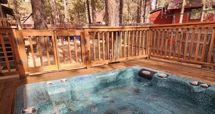 Spacious Mountain Retreat with Decks & Hot Tub in Kachina Village!
