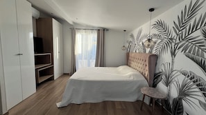 3 habitaciones, tabla de planchar con plancha y wifi gratis