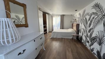 3 slaapkamers, een strijkplank/strijkijzer, gratis wifi