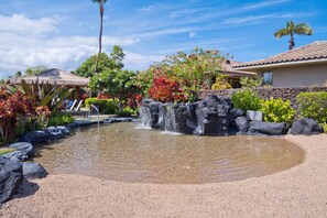 المنطقة المحيطة بالمنشأة