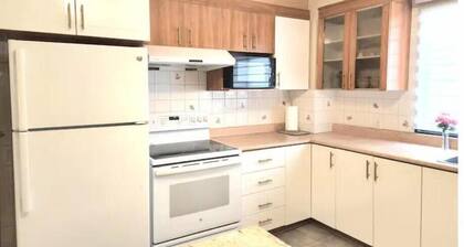 Lovely spacious 2bdr Apt | Bel spacieux 2 chambres