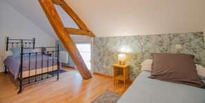 3 bedrooms, travel cot, free WiFi - Chez Annie - Onjon - Gîte (ONJON)