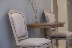 Suite, Smoking | 6 bedrooms - VK Luxury Suites - Private Parking - Adults Only (Lefkada)