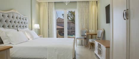 Suite, Smoking | 6 bedrooms