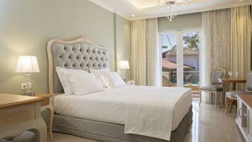 Suite | Exterior