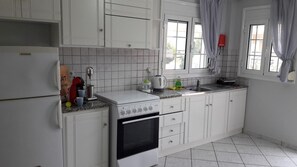 อพาร์ทเมนท์, สูบบุหรี่ได้ | 2 ห้องนอน