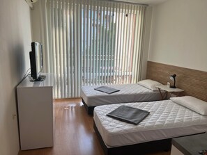 1 camera, ferro/asse da stiro, Wi-Fi, lenzuola