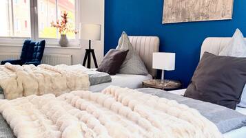 2 Schlafzimmer, Schreibtisch, Reisekinderbett, kostenloses WLAN